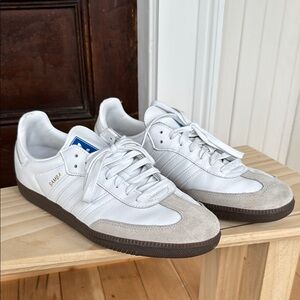 Adidas Samba White and Gray Sneakers Sleek Low-Top Design (Men's Size 12)